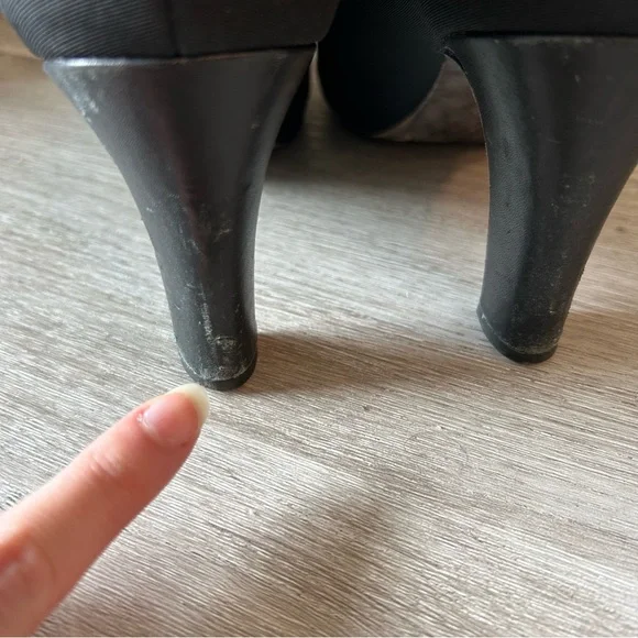 Eileen Fisher Vero Cuoio black heels - Picture 4 of 6